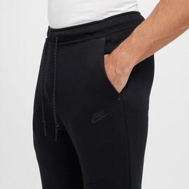 Pantalón  Nike Tech Fleece  Negro