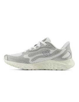  Zapatilla New Balance Fresh Foam Arishi v4 Mujer Gris