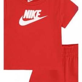 Conjunto Infantil Nike Club Rojo